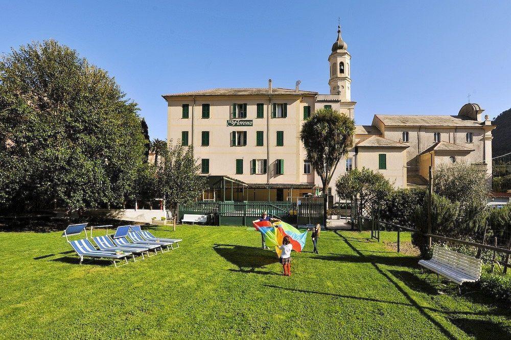Hotel Florenz Finale Ligure Esterno foto